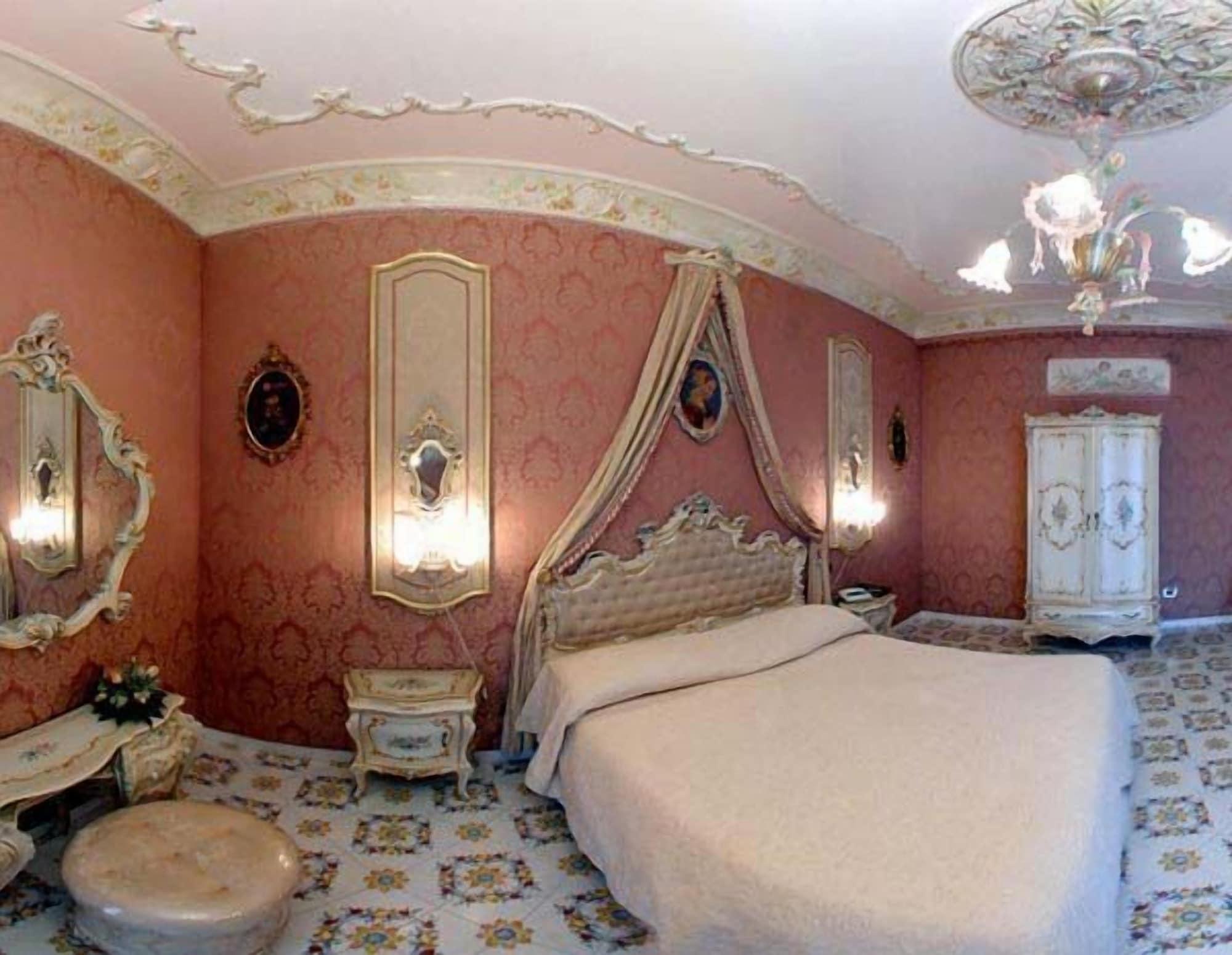 Grand La Sonrisa Hotel SantʼAntonio Abate