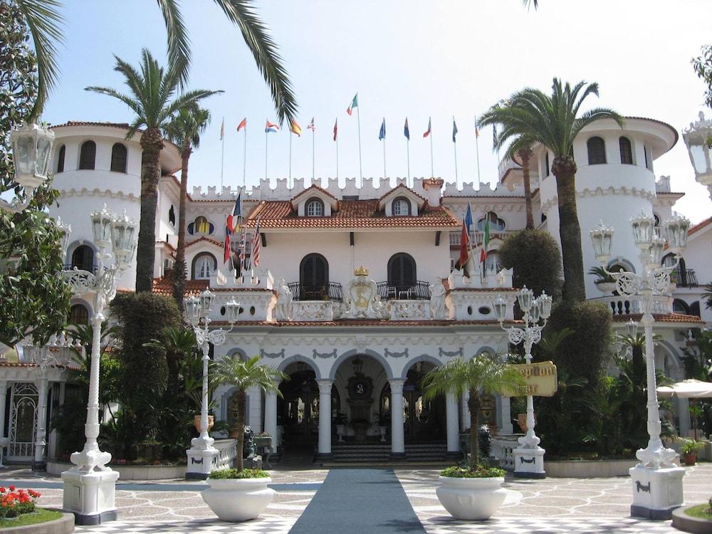 Grand La Sonrisa Hotel 5*
